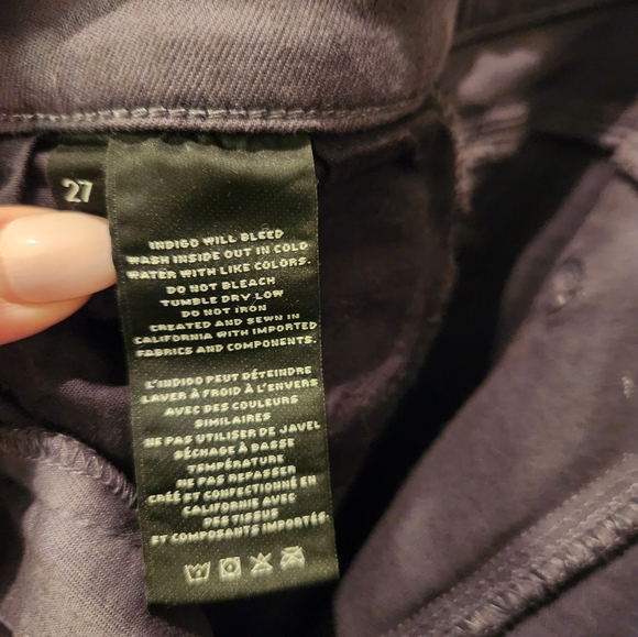 J Brand distressed jeans. Grey. Size 27. - Picture 4 of 6